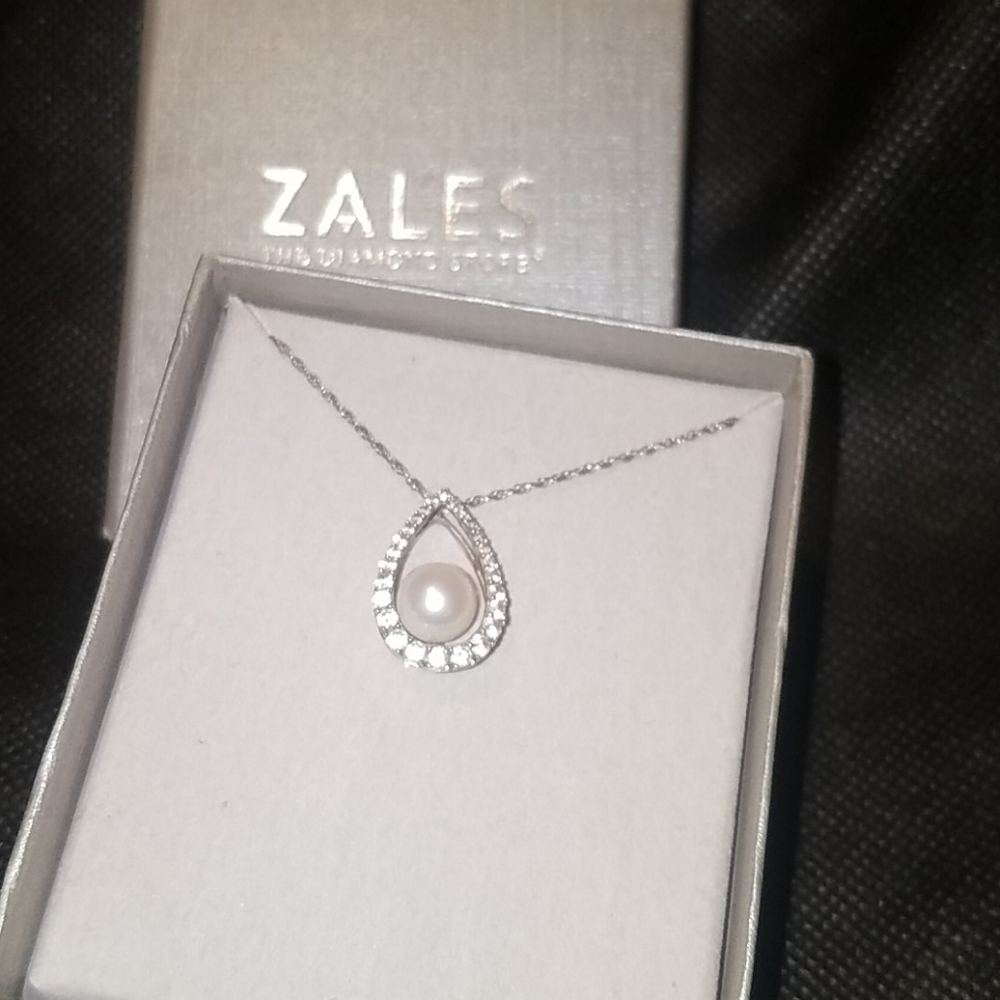 Genuine Pearl Necklace